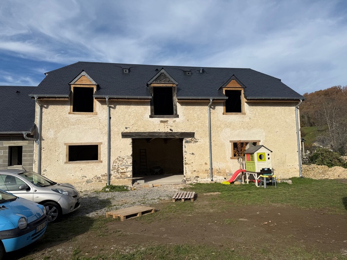 Rénovation de toiture  à Orincles 
