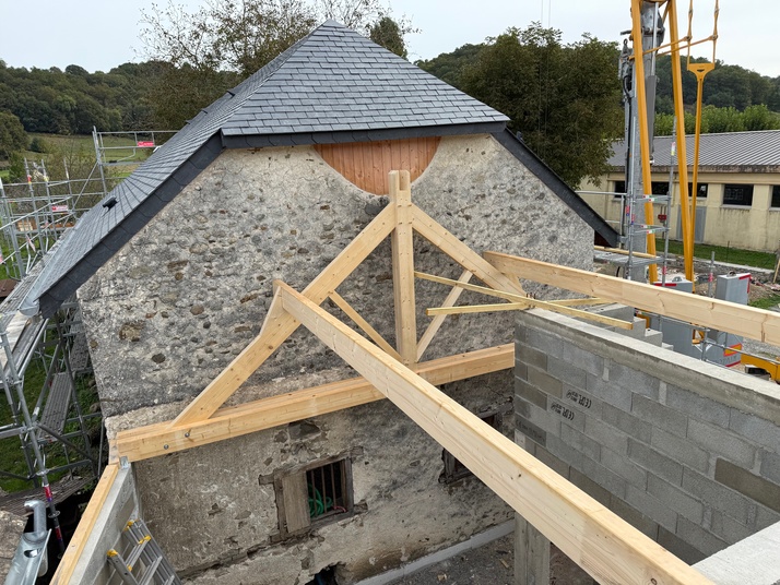 Rénovation de toiture  à Orincles 