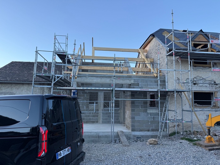 Rénovation de toiture  à Orincles 